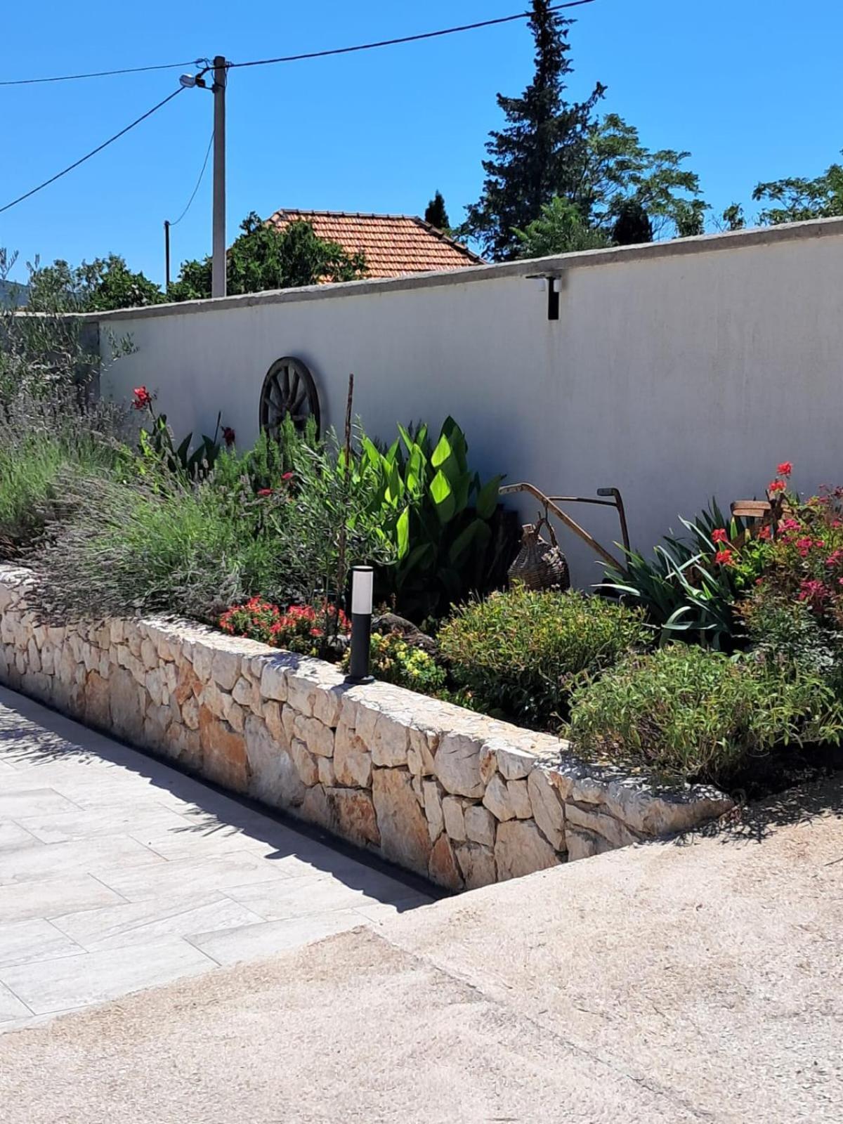 Holiday House Daisy Prapatnica المظهر الخارجي الصورة